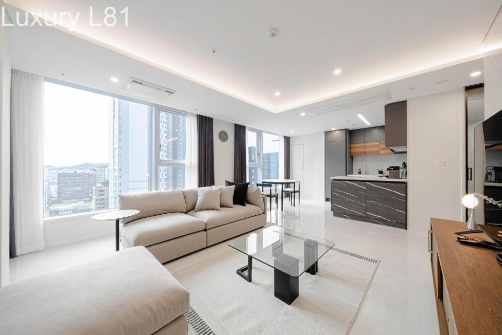 Angia Luxury Apartment Inside Landmark 81 Tower Πόλη Χο Τσι Μινχ Εξωτερικό φωτογραφία
