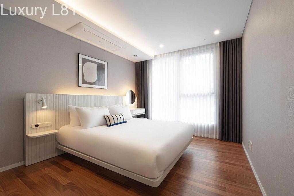 Angia Luxury Apartment Inside Landmark 81 Tower Πόλη Χο Τσι Μινχ Εξωτερικό φωτογραφία